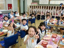 武蔵野東小学校給食