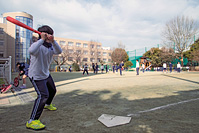 トキワ松学園小学校校庭で野球
